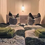 Idyllisches Haeuschen Im Gruenen Hébergement de vacances *