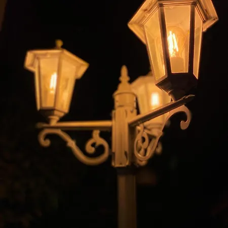 Vakantiehuis Idyllisches Haeuschen Im Gruenen Mit Whirlpool *