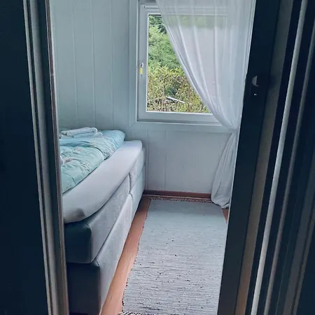 Idyllisches Haeuschen Im Gruenen Mit Whirlpool * Roßbach