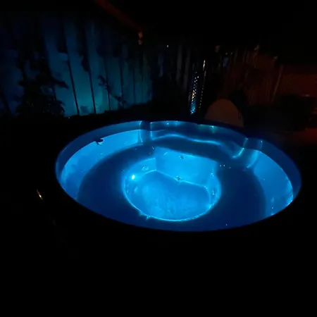 Idyllisches Haeuschen Im Gruenen Mit Whirlpool *