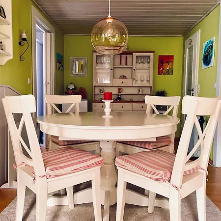 Idyllisches Haeuschen Im Gruenen Tatil Evi