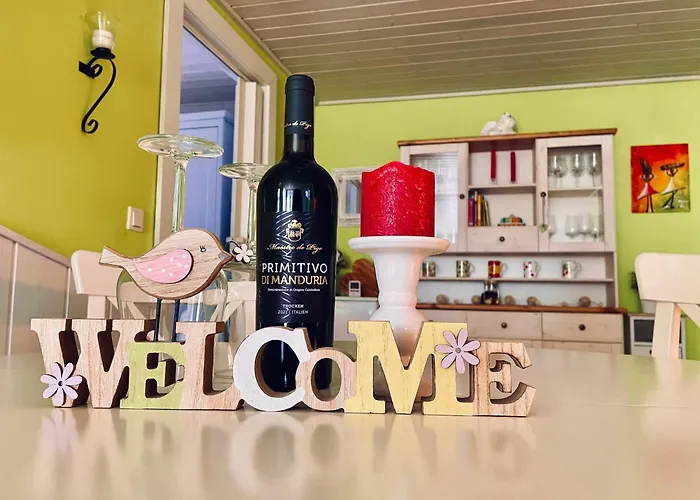 Idyllisches Haeuschen Im Gruenen Mit Whirlpool בית נופש