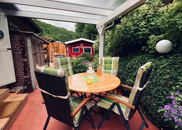 Idyllisches Haeuschen Im Gruenen Mit Whirlpool * Roßbach